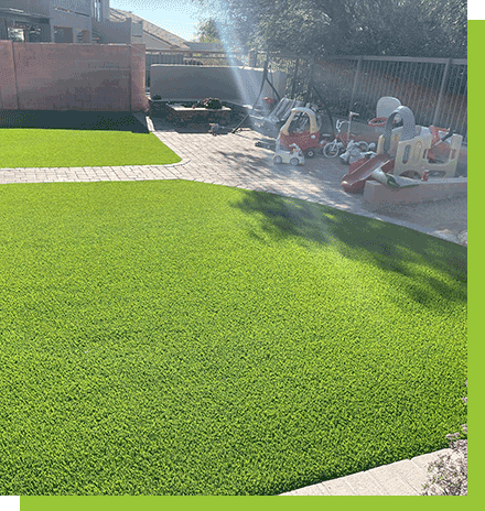 beautiful-lawn-with-playground