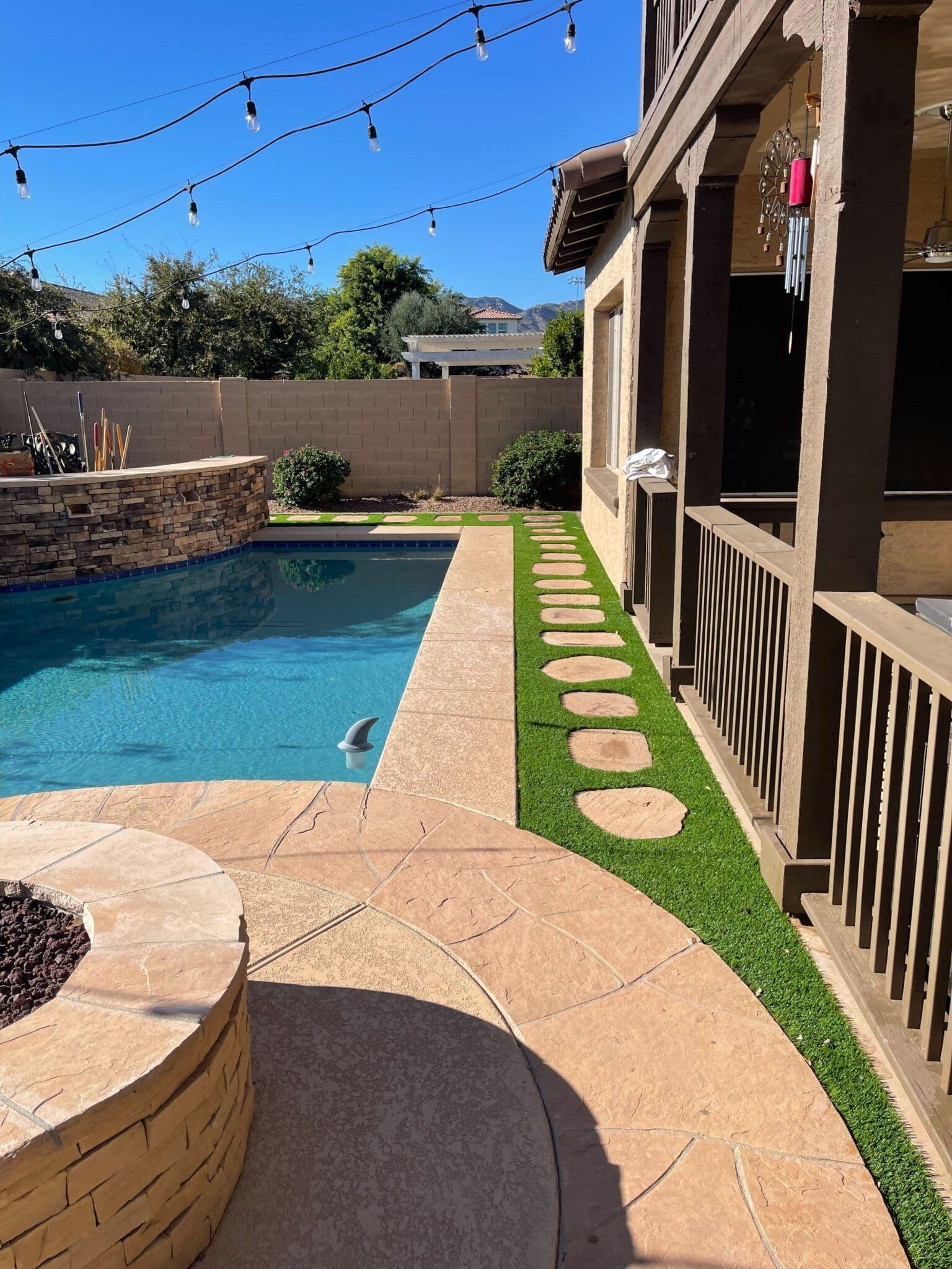 beautiful-yard-with-a-pool-min-2-1536x2048
