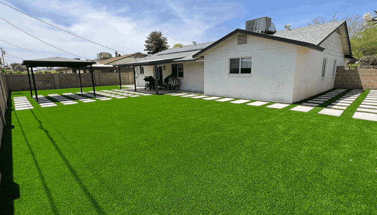 the-advantages-of-installing-turf-in-backyard-areas-768x437